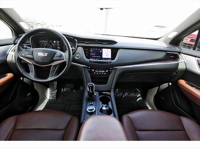 used 2022 Cadillac XT5 car, priced at $27,441