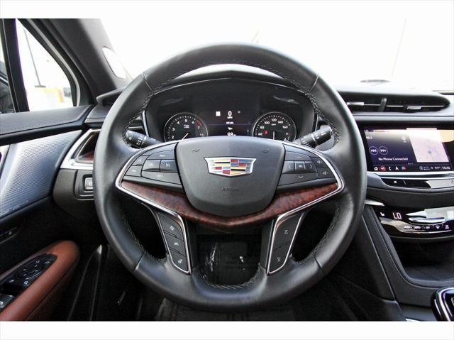 used 2022 Cadillac XT5 car, priced at $27,441
