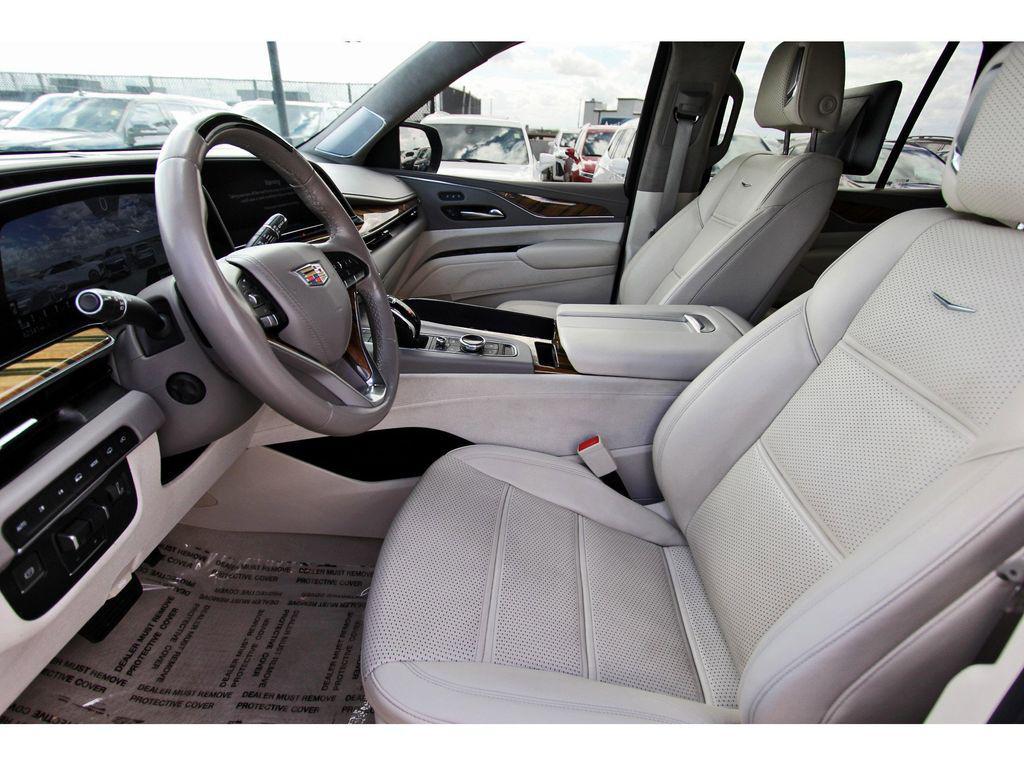 used 2022 Cadillac Escalade car, priced at $62,991