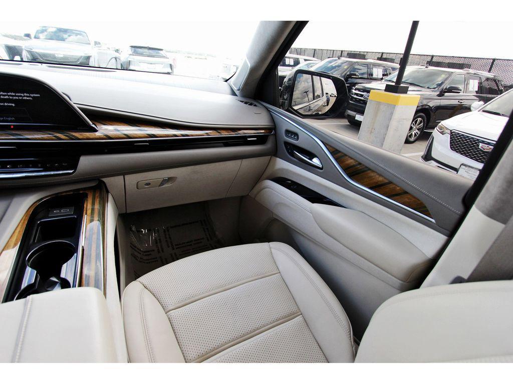 used 2022 Cadillac Escalade car, priced at $62,991