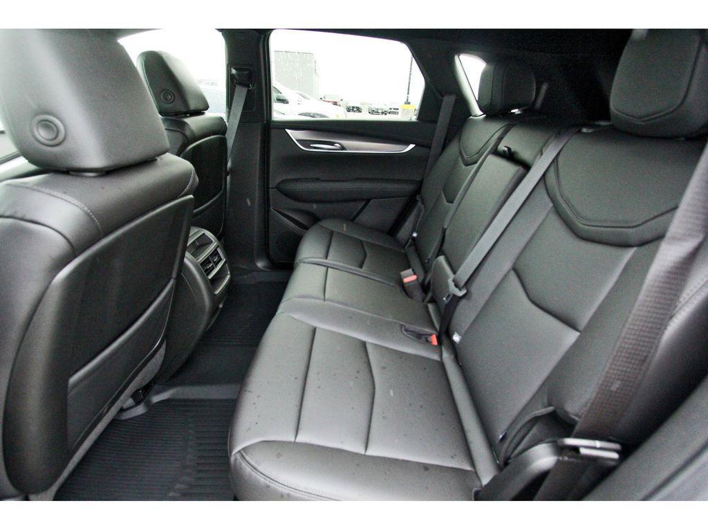 new 2025 Cadillac XT5 car, priced at $47,015