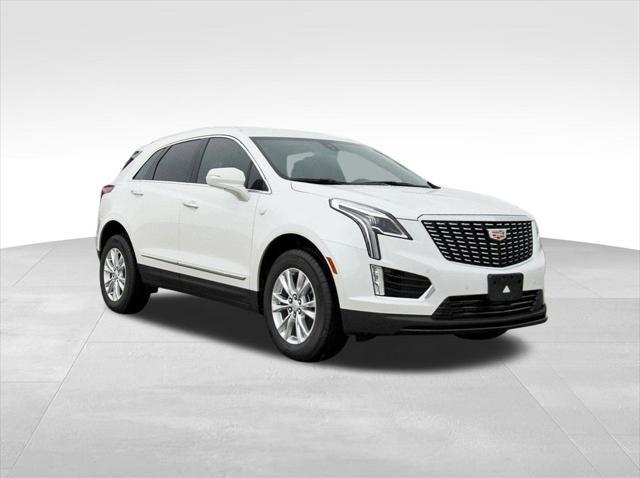new 2025 Cadillac XT5 car, priced at $45,515