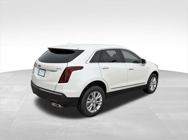 new 2025 Cadillac XT5 car, priced at $45,515