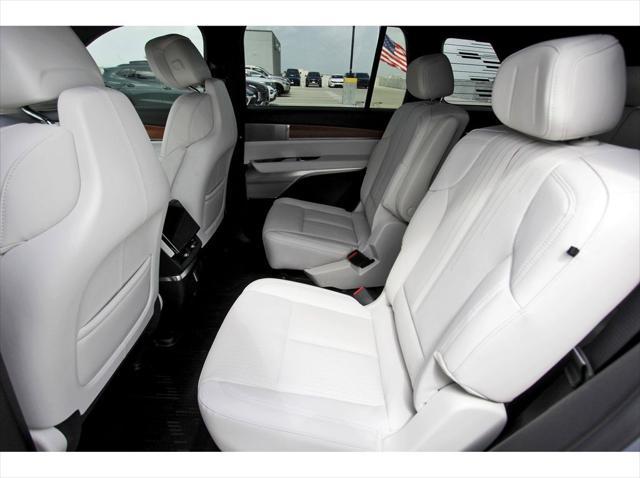 new 2026 Cadillac VISTIQ car, priced at $80,515