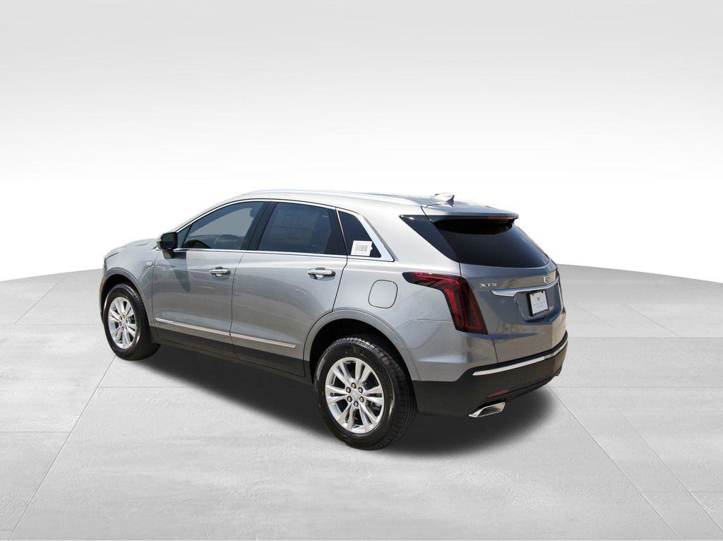 new 2025 Cadillac XT5 car, priced at $34,290