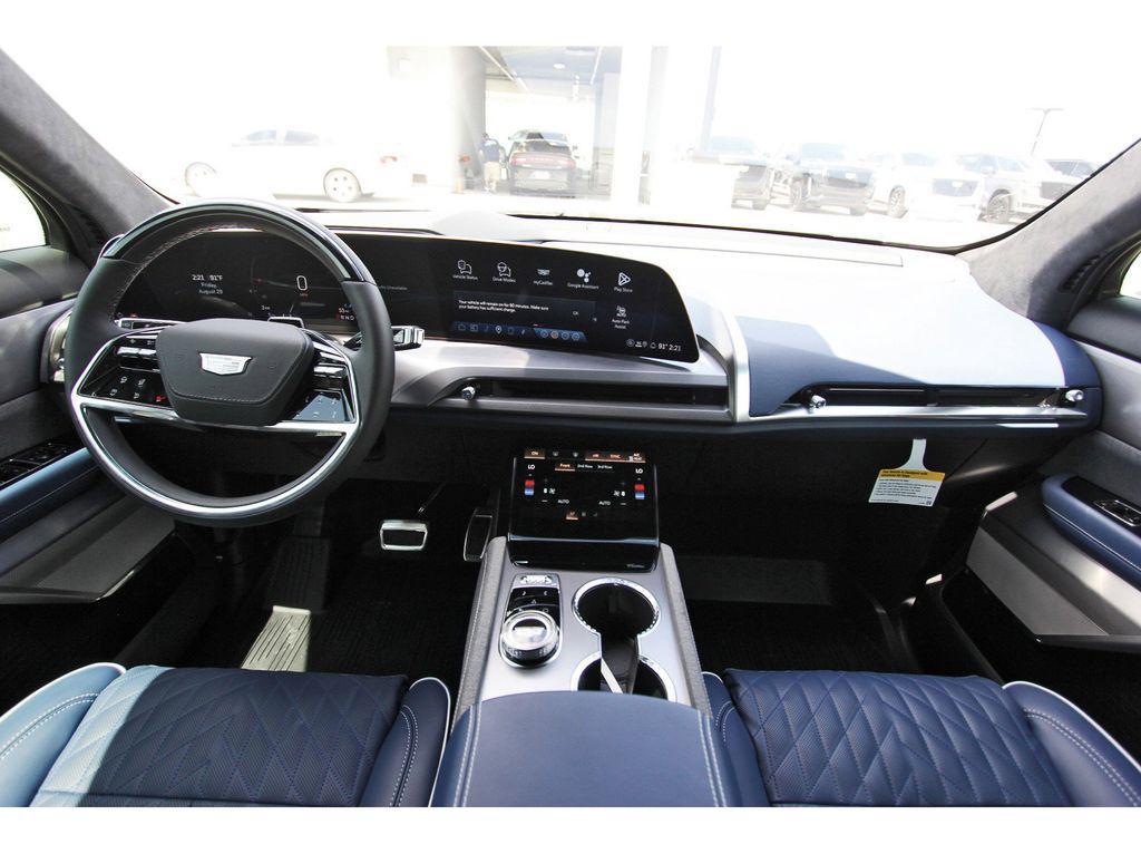 new 2026 Cadillac VISTIQ car, priced at $94,215