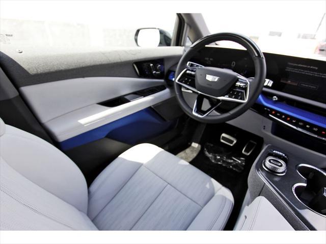 new 2025 Cadillac OPTIQ car, priced at $57,215