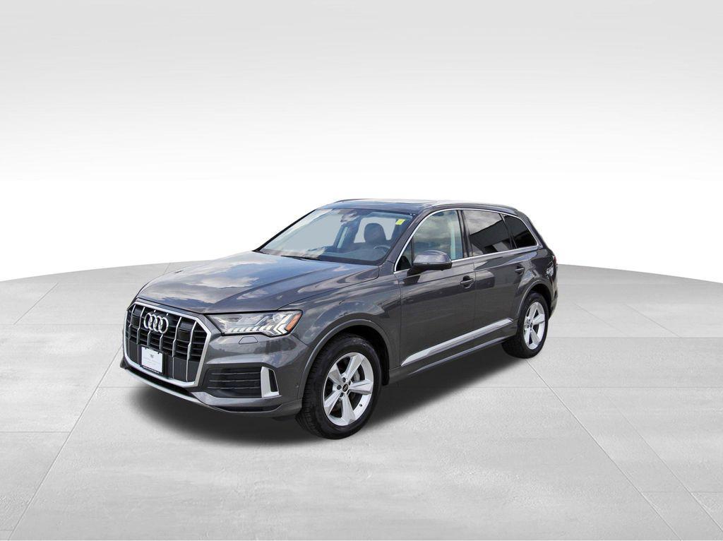 used 2024 Audi Q7 car, priced at $33,991