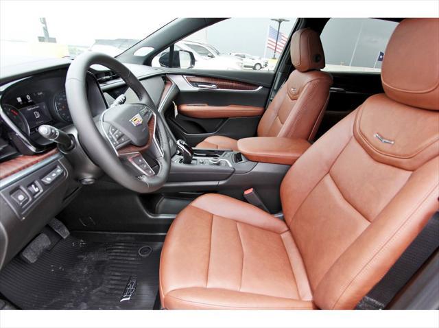 new 2025 Cadillac XT5 car, priced at $56,135