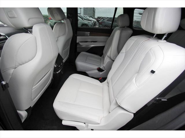 new 2026 Cadillac VISTIQ car, priced at $81,015