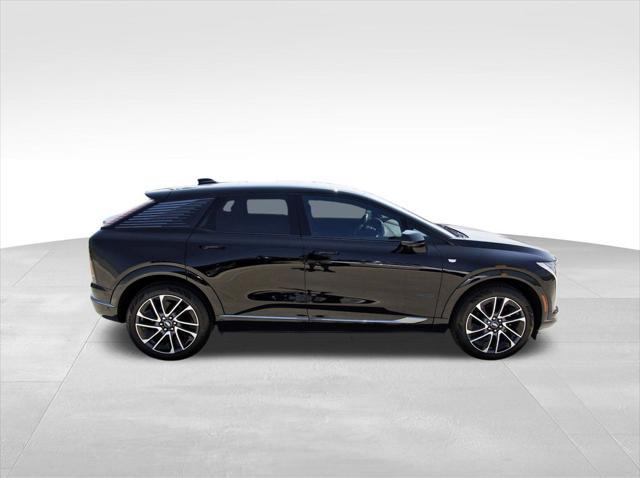 new 2025 Cadillac OPTIQ car, priced at $55,365
