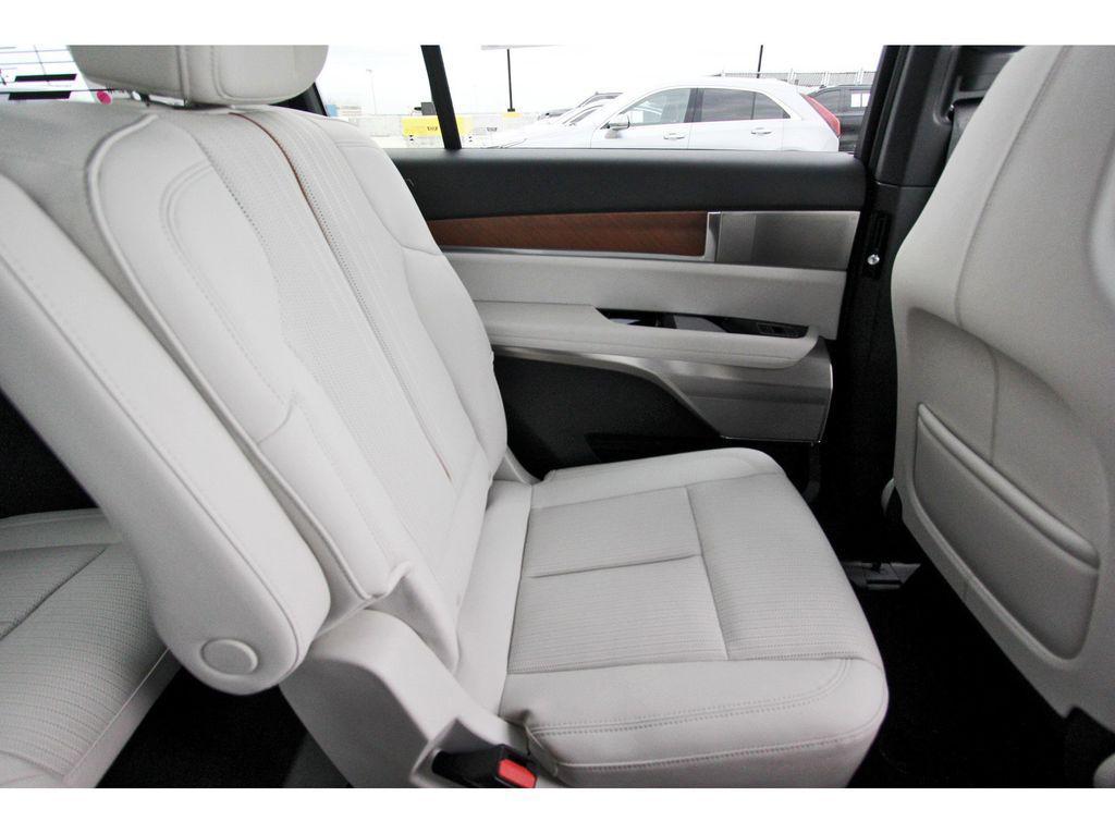new 2026 Cadillac VISTIQ car, priced at $81,615
