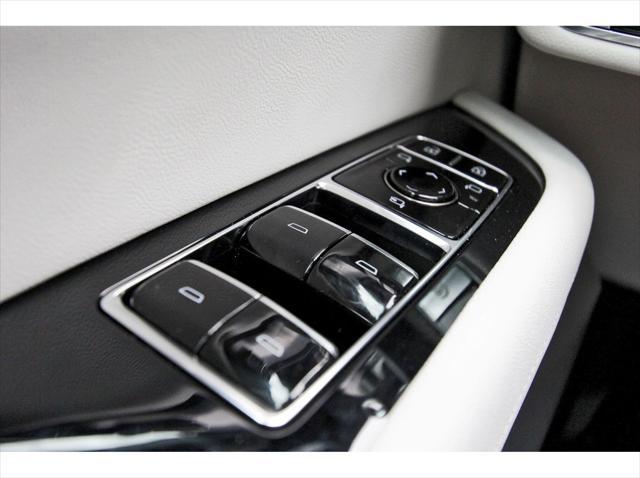 new 2026 Cadillac VISTIQ car, priced at $81,615