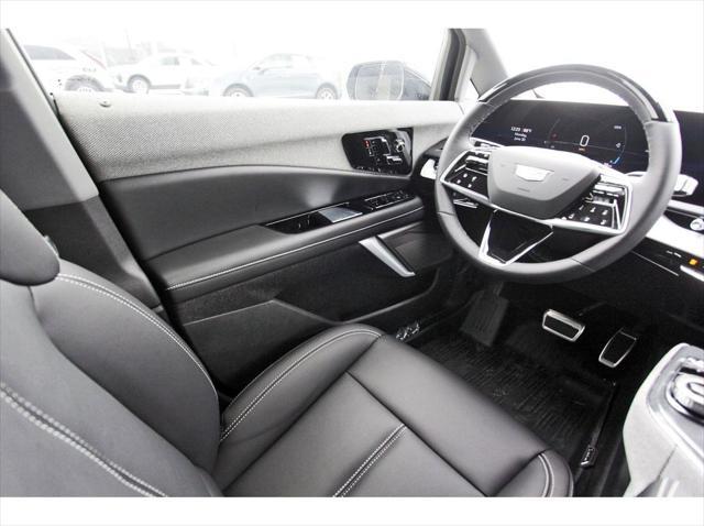 new 2025 Cadillac OPTIQ car, priced at $54,390