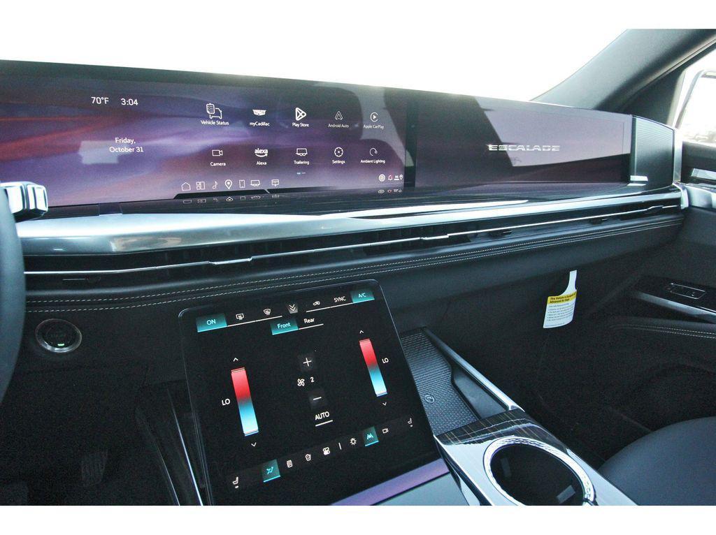 new 2025 Cadillac Escalade ESV car, priced at $95,739