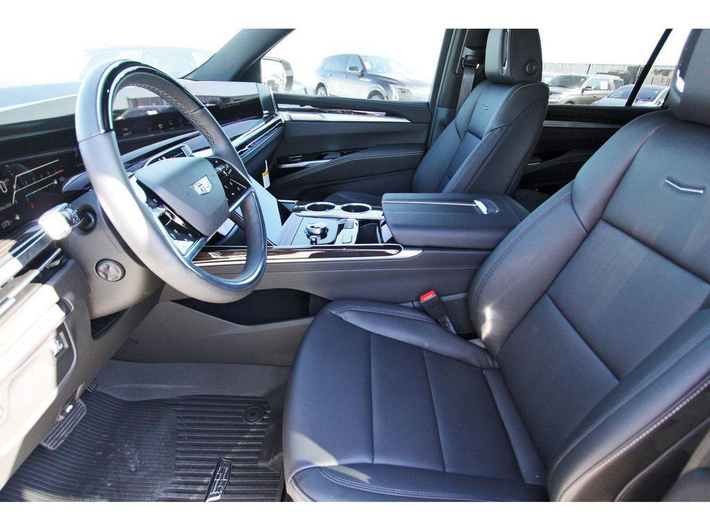 new 2025 Cadillac Escalade ESV car, priced at $95,739