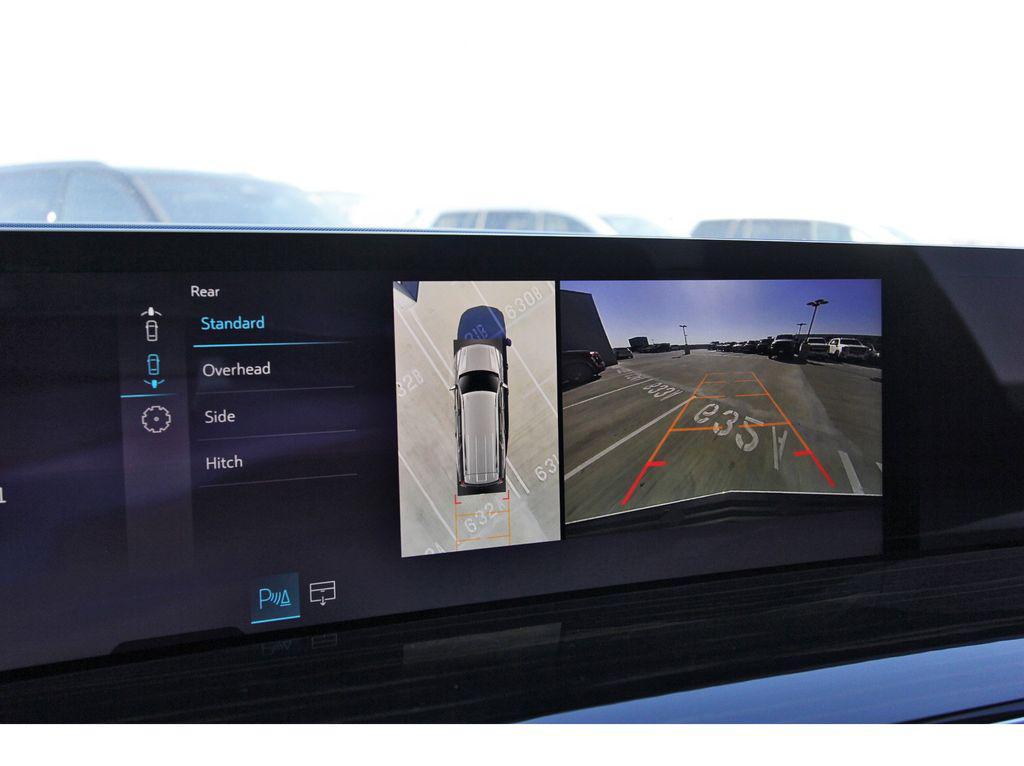 new 2025 Cadillac Escalade ESV car, priced at $95,739