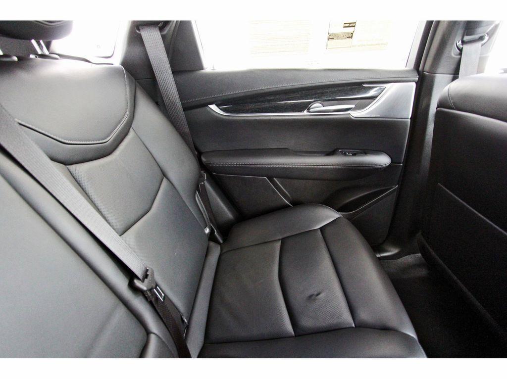 used 2023 Cadillac XT5 car, priced at $26,984