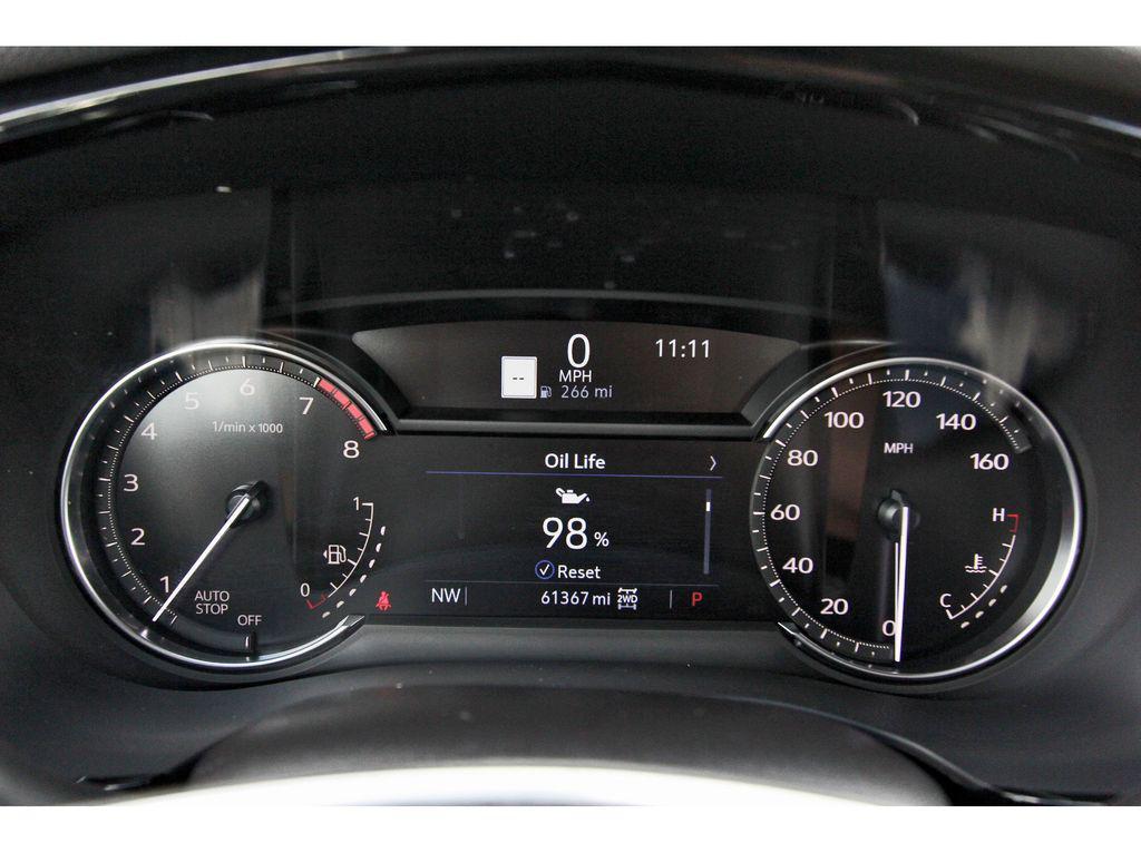 used 2023 Cadillac XT5 car, priced at $26,984