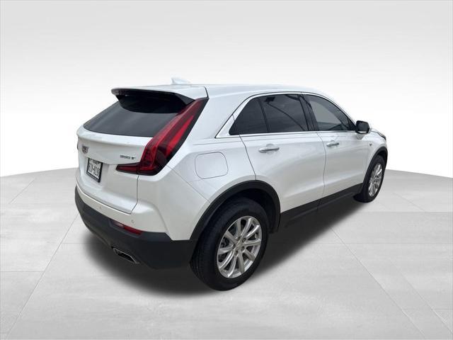 used 2022 Cadillac XT4 car, priced at $22,139