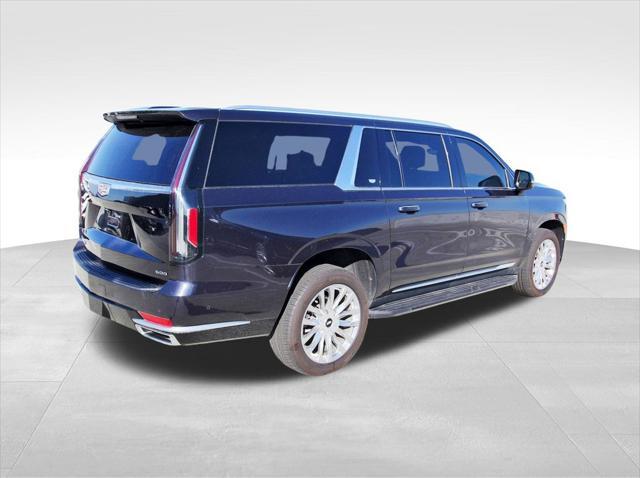 used 2022 Cadillac Escalade ESV car, priced at $68,162