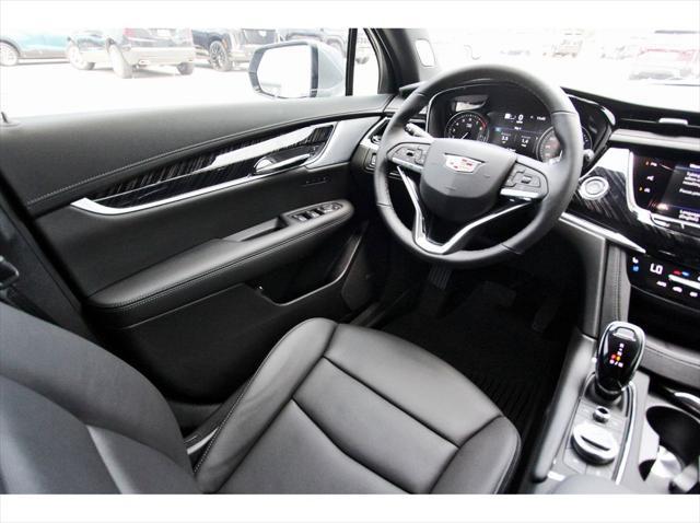 new 2025 Cadillac XT6 car, priced at $60,140