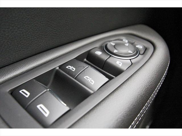 new 2025 Cadillac XT6 car, priced at $60,140