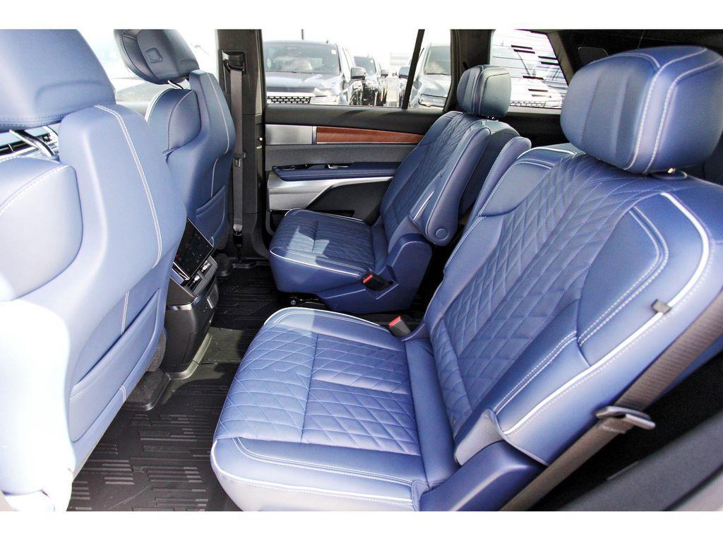 new 2026 Cadillac VISTIQ car, priced at $95,215