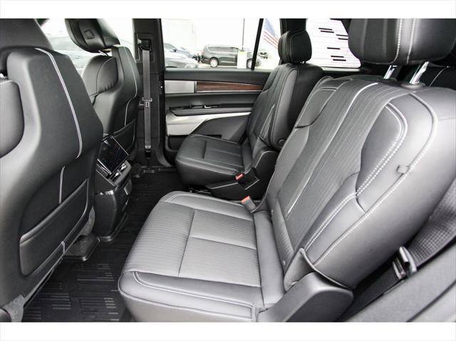 new 2026 Cadillac VISTIQ car, priced at $81,015