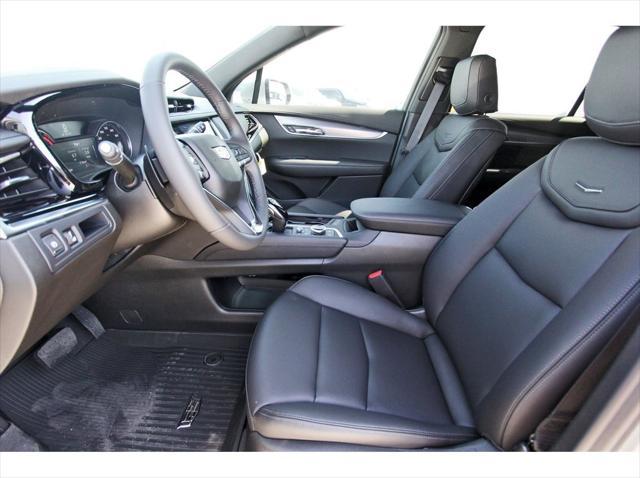new 2025 Cadillac XT6 car, priced at $48,590