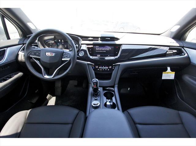 new 2025 Cadillac XT6 car, priced at $60,140