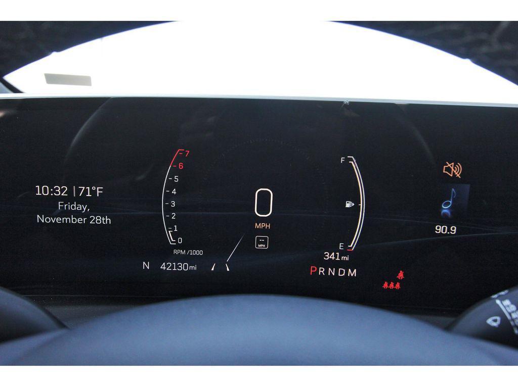 used 2024 Cadillac XT4 car, priced at $28,991