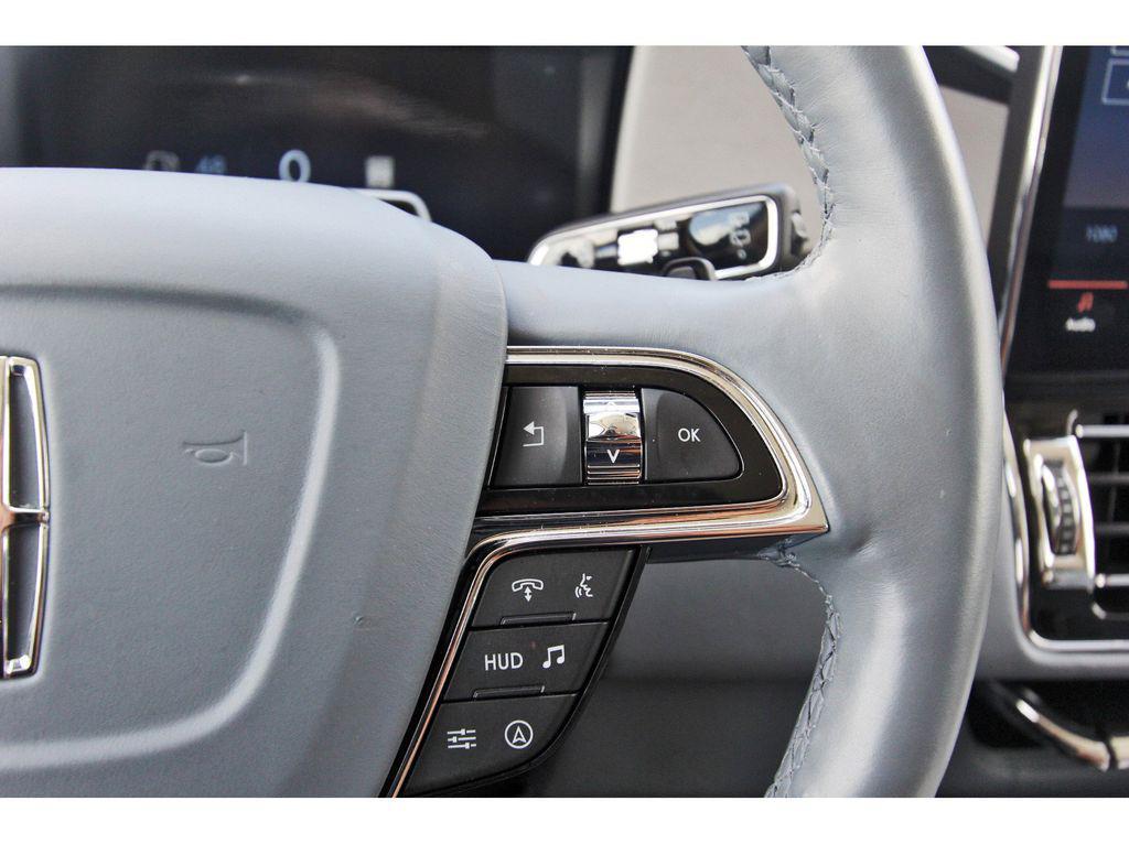 used 2023 Lincoln Navigator car, priced at $68,491