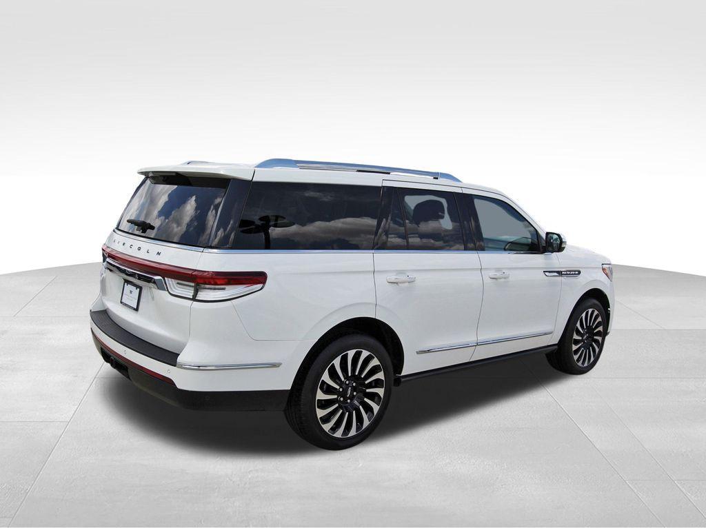used 2023 Lincoln Navigator car, priced at $68,491
