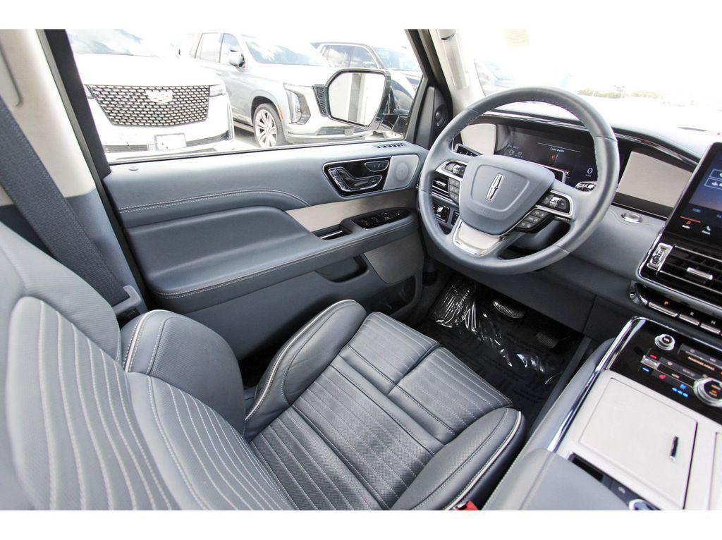 used 2023 Lincoln Navigator car, priced at $68,491