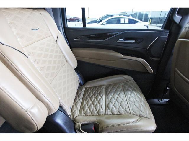 used 2022 Cadillac Escalade ESV car, priced at $56,991