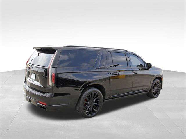 used 2022 Cadillac Escalade ESV car, priced at $56,991