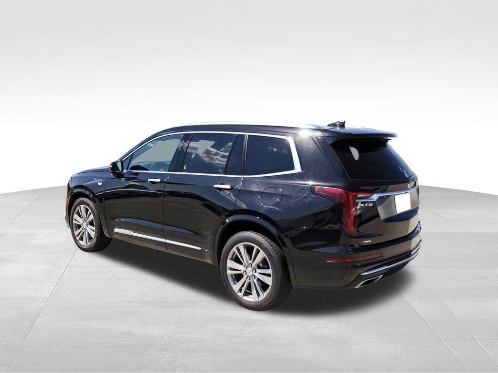 used 2023 Cadillac XT6 car, priced at $29,491