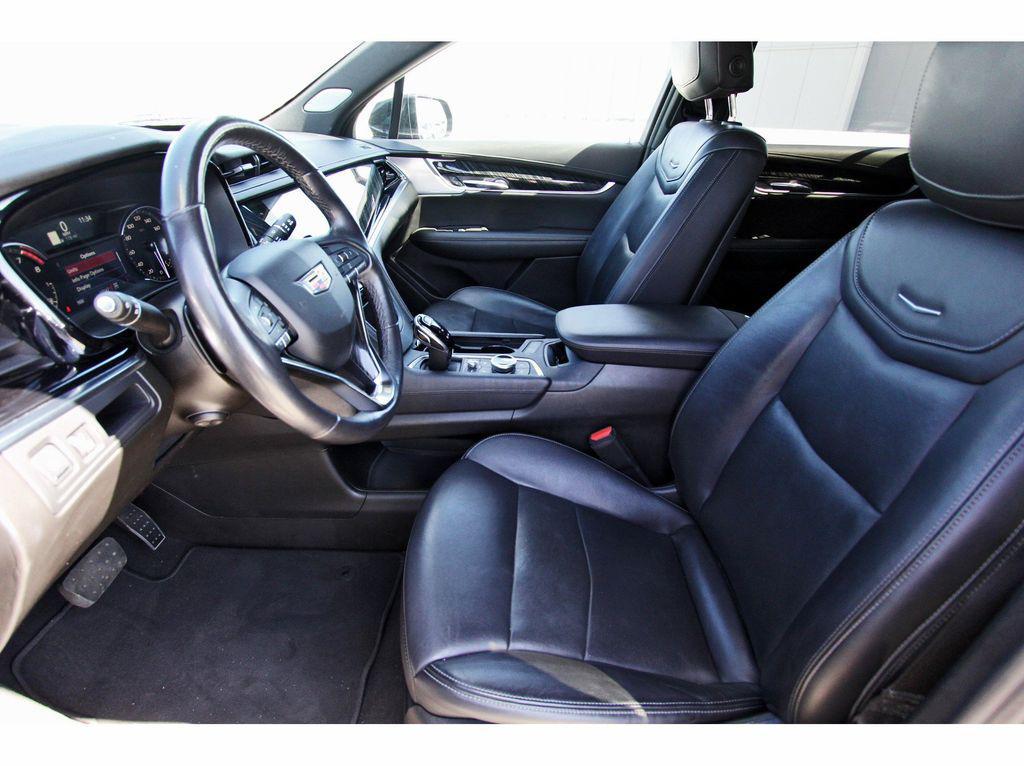 used 2023 Cadillac XT6 car, priced at $29,491