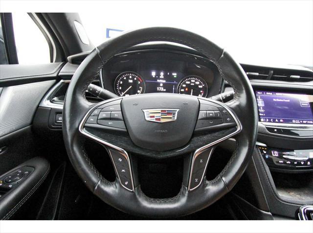 used 2023 Cadillac XT5 car, priced at $25,991