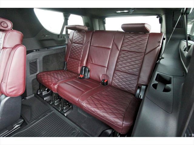 new 2025 Cadillac Escalade ESV car, priced at $115,039