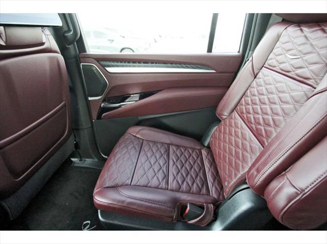 new 2025 Cadillac Escalade ESV car, priced at $115,039