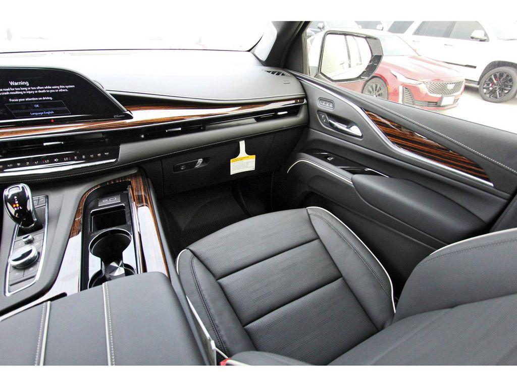 new 2024 Cadillac Escalade ESV car, priced at $102,110