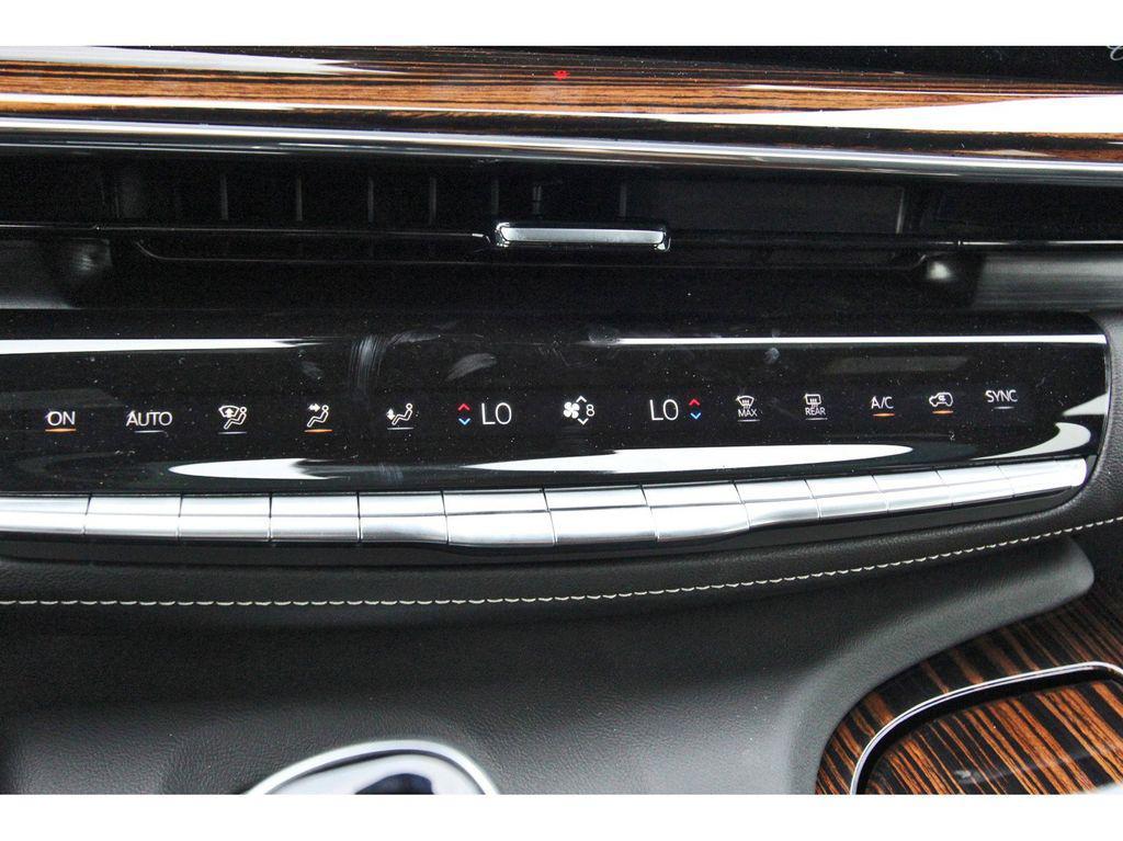 new 2024 Cadillac Escalade ESV car, priced at $102,110