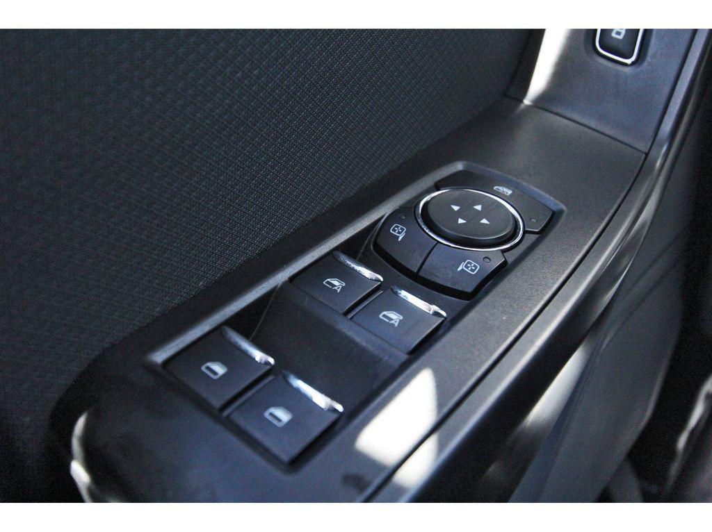 used 2021 Ford F-150 car, priced at $20,991