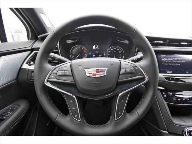 new 2025 Cadillac XT5 car, priced at $46,915