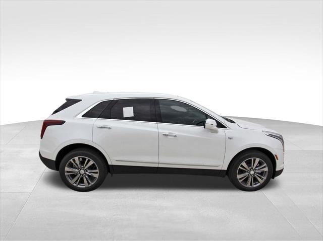 new 2025 Cadillac XT5 car, priced at $46,915