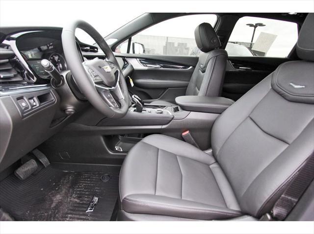 new 2025 Cadillac XT5 car, priced at $46,915