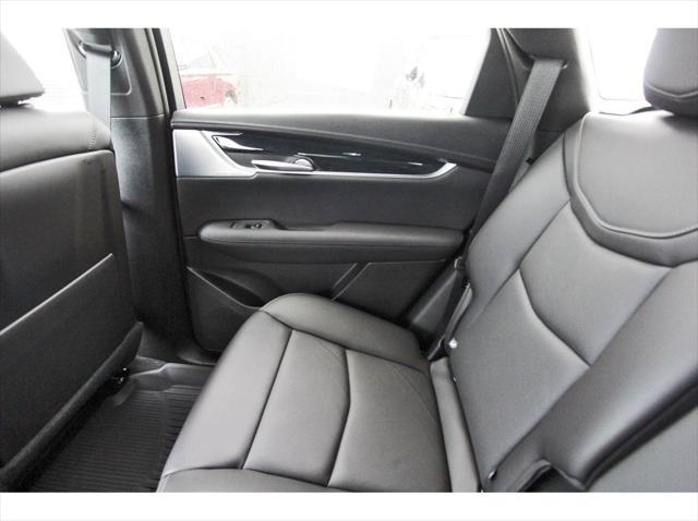 new 2025 Cadillac XT5 car, priced at $46,915