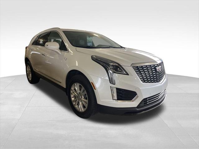 used 2022 Cadillac XT5 car, priced at $25,729